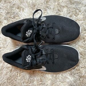 Nike Black Sneakers